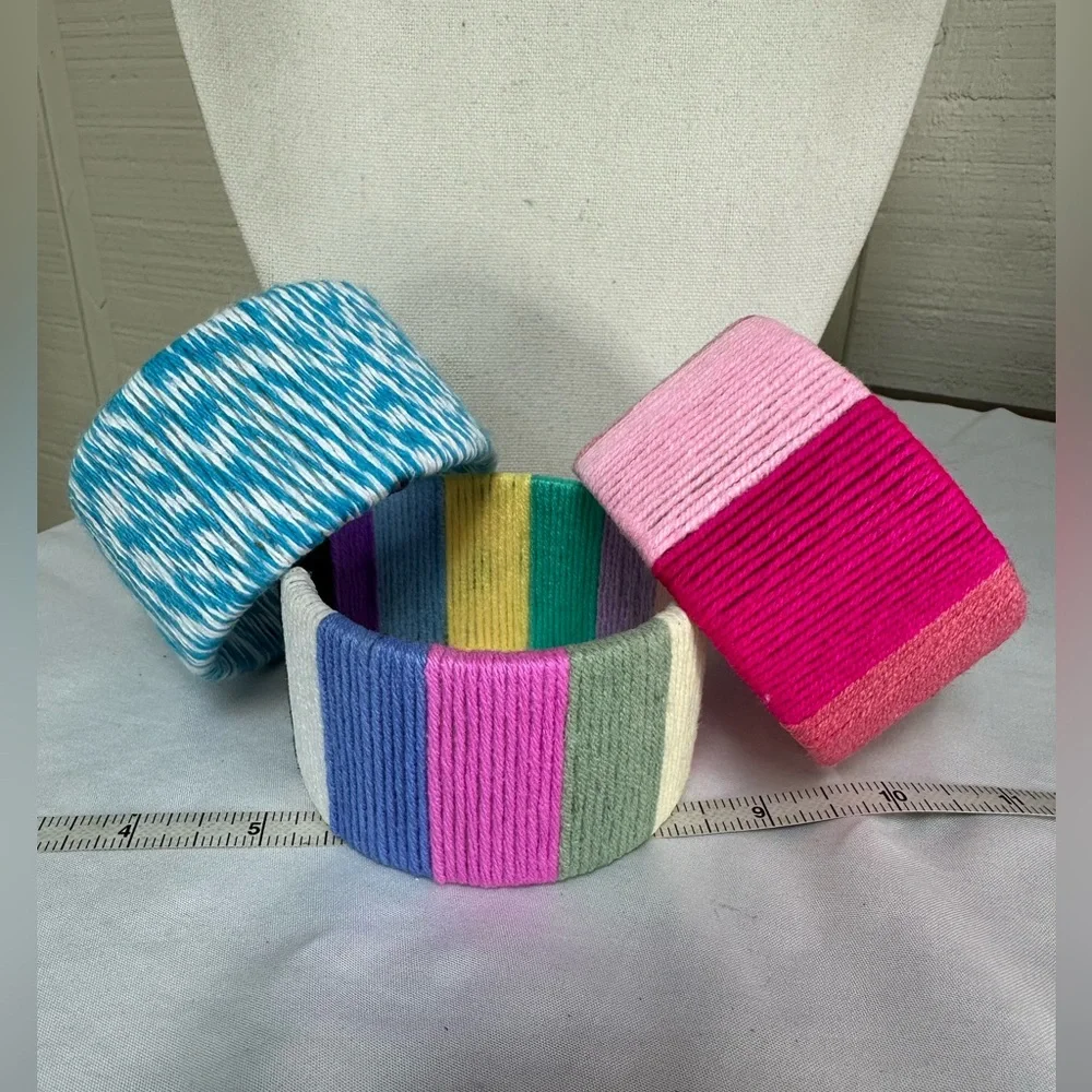 Three large colorful yarn bangle bracelets - Picture 1 of 7